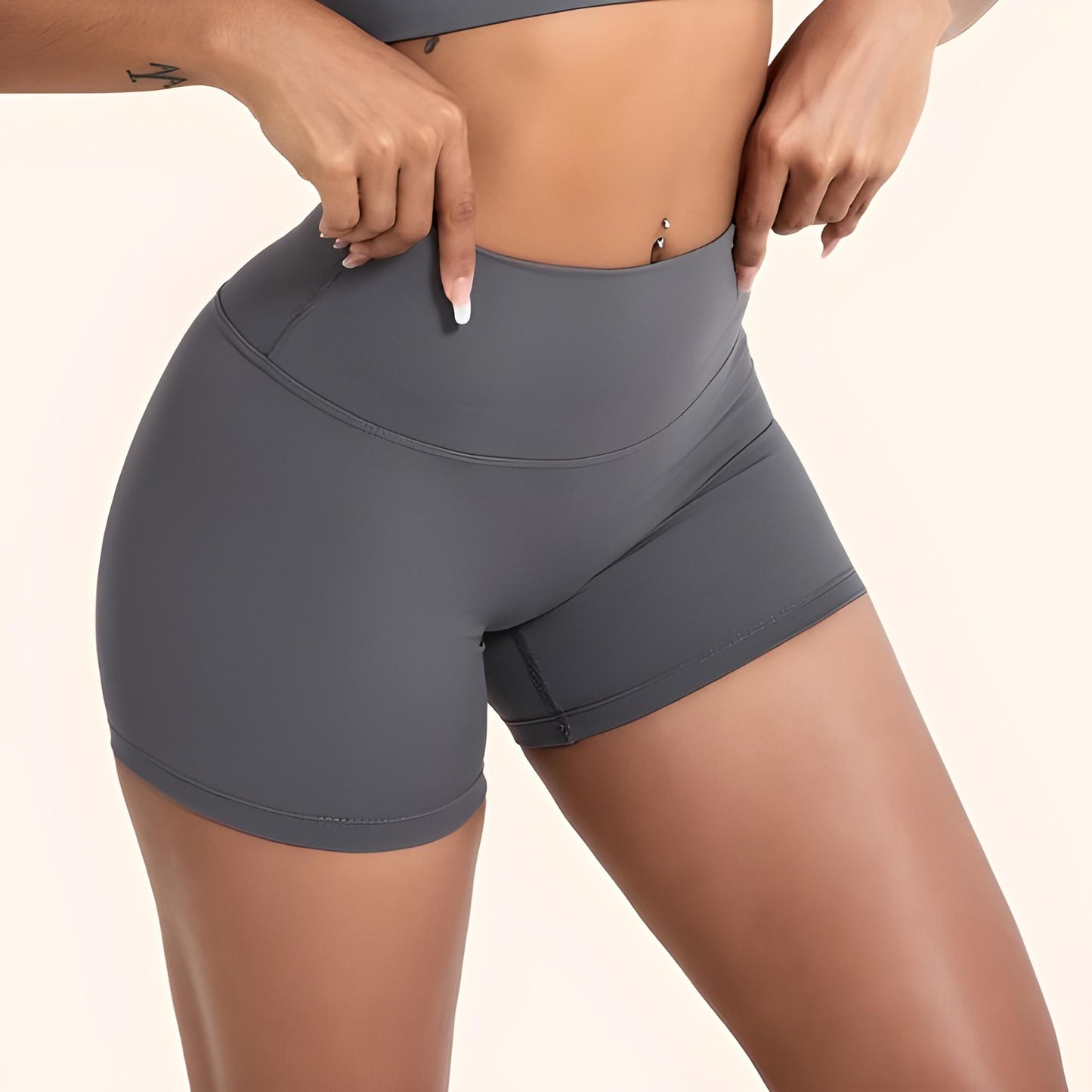CORE SCULPT SHORTS