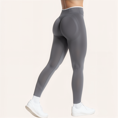 Chicletics Edge Leggings in black with seamless design, high waistband, and athletic fit for active wear and workout comfort.