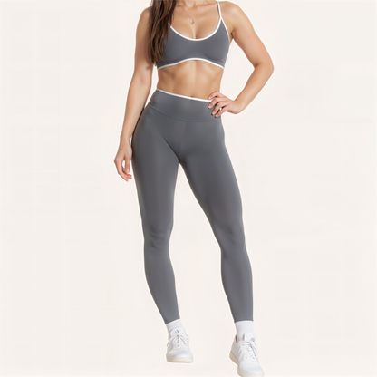 Chicletics Edge Leggings in black with a high waist and sleek athletic design, stretchy fabric for comfortable movement.