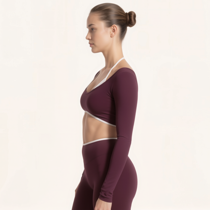Chicletics EDGE long sleeve shirt with a sleek design, featuring a fitted silhouette and subtle branding details.